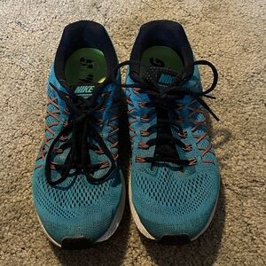 Nike Teal and Black Athletic Sneakers